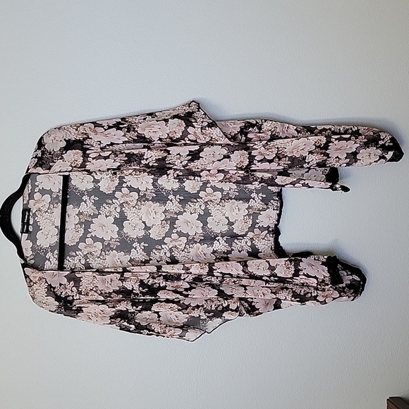 Mason + Mackenzie Romantic Flirty Boho floral lace trim kimono medium - Picture 1 of 6